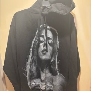 Tate McRae Miss Possessive World Tour hoodie